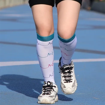 Компрессионные носки Женщины Гольф до колена 30 мм рт.ст. Носки Велоспорт Варикозное расширение вен Беременность Отек Дышащий эластичный компрессионный чулок