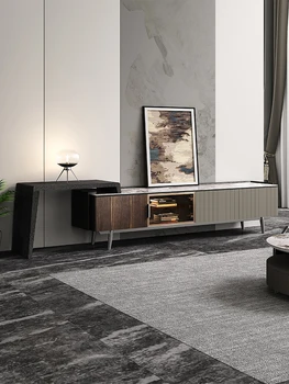 Современная минималистичная гостиная итальянских размеров со светлой роскошью и расширяемой тумбой под телевизор