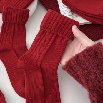 Удачи Красные носки Рождественские Новогодние Носки Женские Повседневные Осень Зима Теплые Хлопковые Носки Для Девочек Японский Стиль Mid Tube Носки